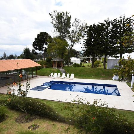 Quinta La Constanza Hotel Tababela Exterior photo